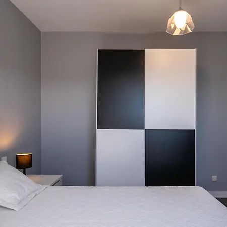 Blaues - Trp100 By Interhome *