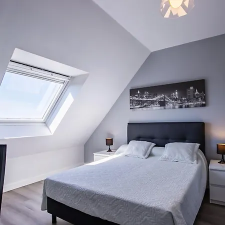 Blaues - Trp100 By Interhome Plouarzel